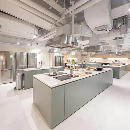 Weave Studios - Kowloon West-3